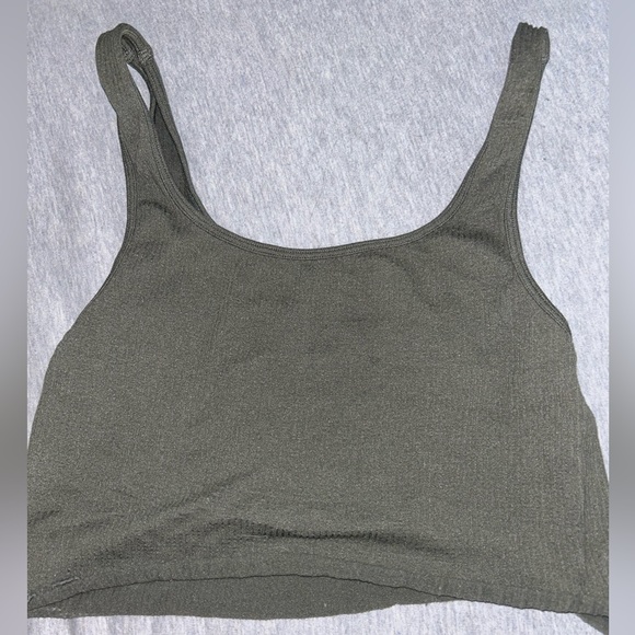 DISCONTINUED aeropostale seamless “seriously soft” green tank top - Picture 2 of 3